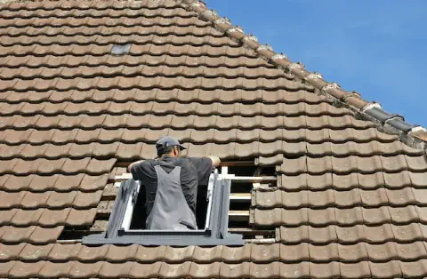 Pose de velux - Saint-Martin de Saint-Maixent